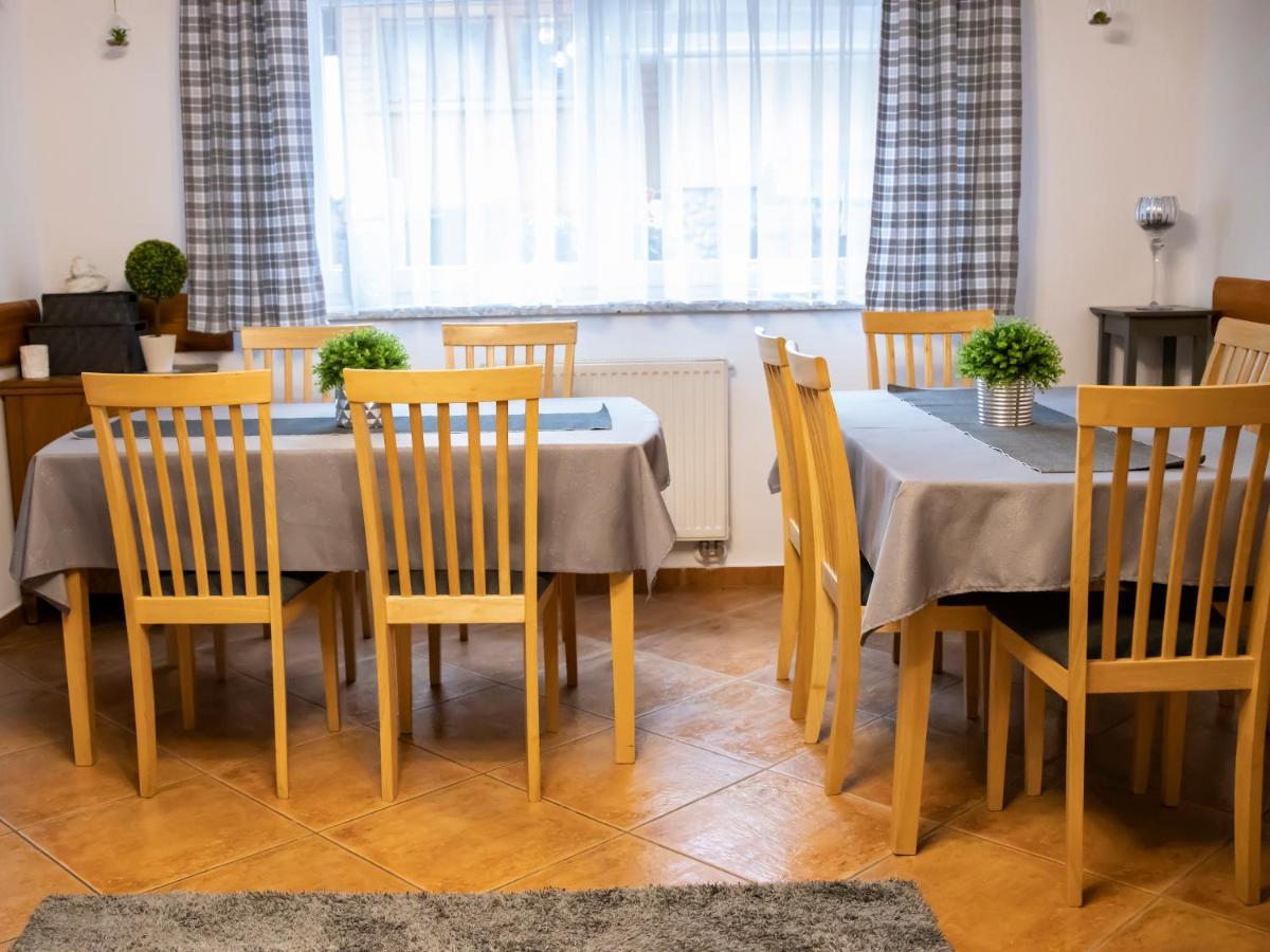 Tatrzanskie Spanie Pokoje Goscinne Poronin Eksteriør billede